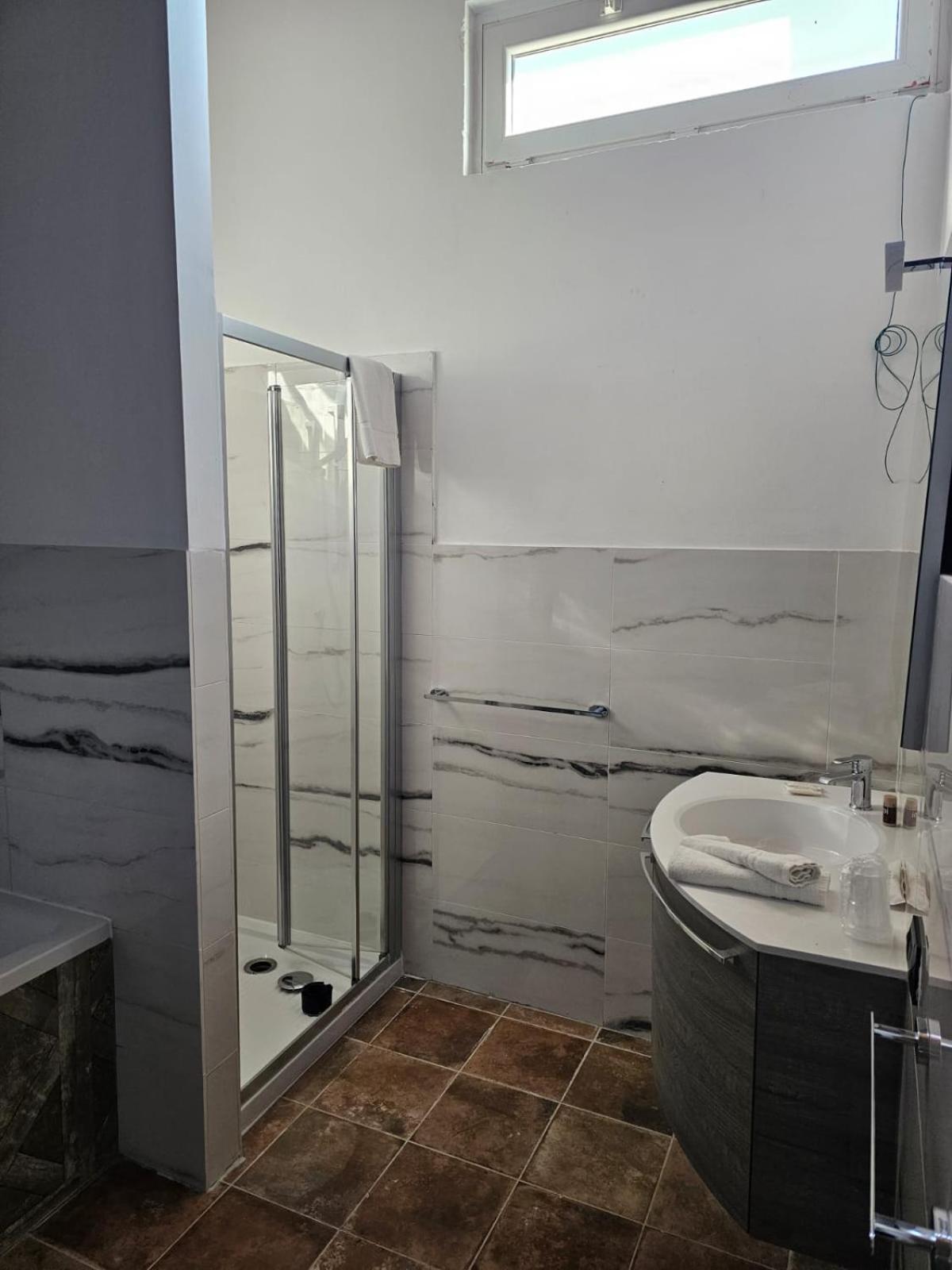 Hotel Bijoux Pozzolo Formigaro Экстерьер фото